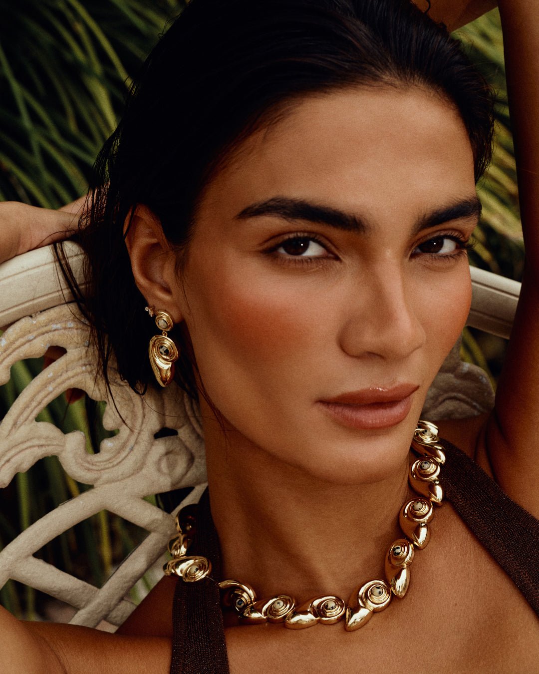 The Palma Shell Statement Necklace- Gold - Image 4